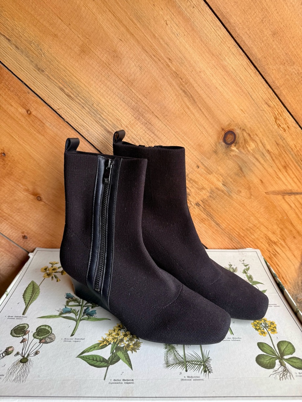 Vivaia knit wedge booties
